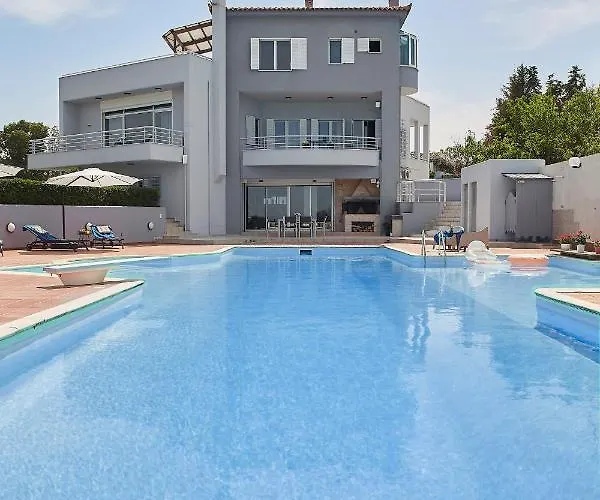 Villa Dennis Vrahati