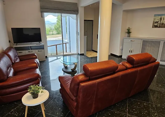 Villa Dennis Vrachati